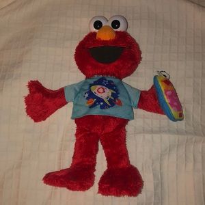 elmo musical plush